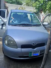 Toyota Vitz F 1.0 2000 for Sale