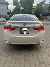 Toyota Corolla Altis CVT-i 1.8 2016 for Sale