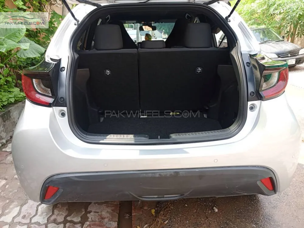 Toyota Yaris Hatchback 2021 for Sale in Lahore Toyota Yaris Hatchback 2021 for Sale in Lahore Image-7
