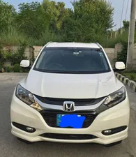 Honda Vezel Hybrid Z 2015 for Sale