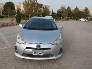 Toyota Aqua G 2013 for Sale