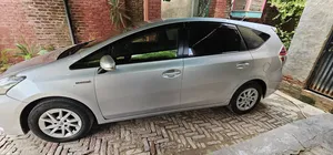 Toyota Prius Alpha S 2015 for Sale