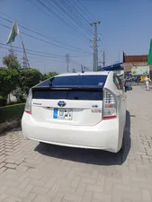 Toyota Prius G 1.8 2011 for Sale