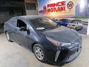 Toyota Prius S Touring Selection 2021 for Sale