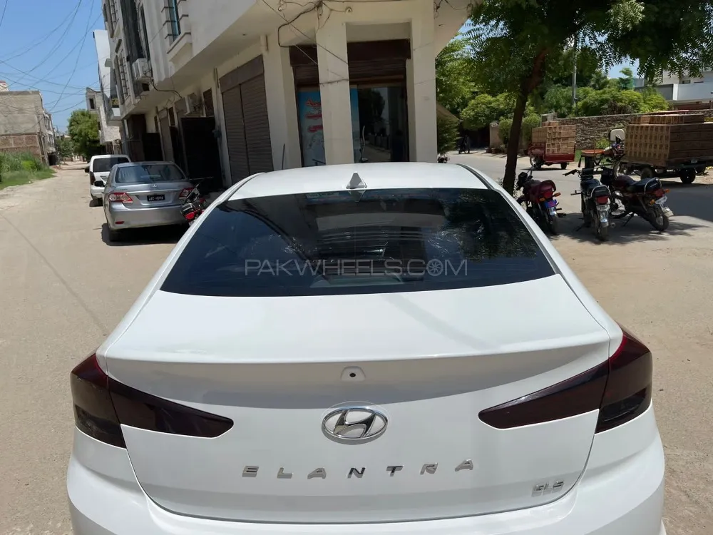 Hyundai Elantra 2024 for sale in Rahim Yar Khan