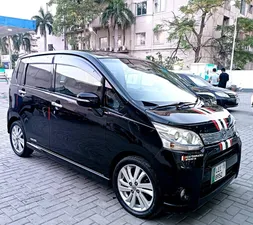 Daihatsu Move Custom G 2012 for Sale