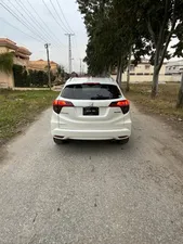 Honda Vezel Hybrid Z 2016 for Sale