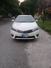 Toyota Corolla Altis Grande CVT-i 1.8 2015 for Sale