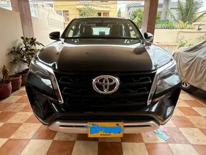 Toyota Fortuner 2.7 V 2022 for Sale