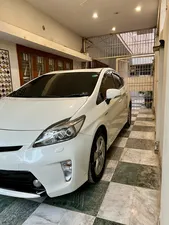 Toyota Prius G Touring Selection 1.8 2014 for Sale