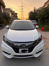 Honda Vezel Hybrid Z 2015 for Sale