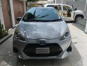 Toyota Aqua L 2015 for Sale