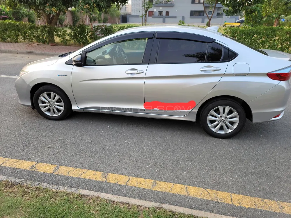 Honda Grace Hybrid 2015 for sale in Lahore