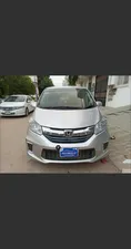 Honda Freed + Hybrid EX 2016 for Sale