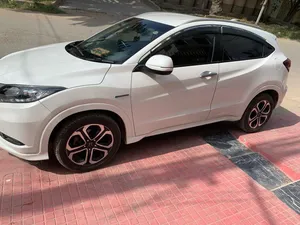 Honda Vezel Hybrid Z 2015 for Sale