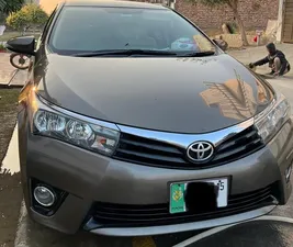 Toyota Corolla Altis Automatic 1.6 2015 for Sale