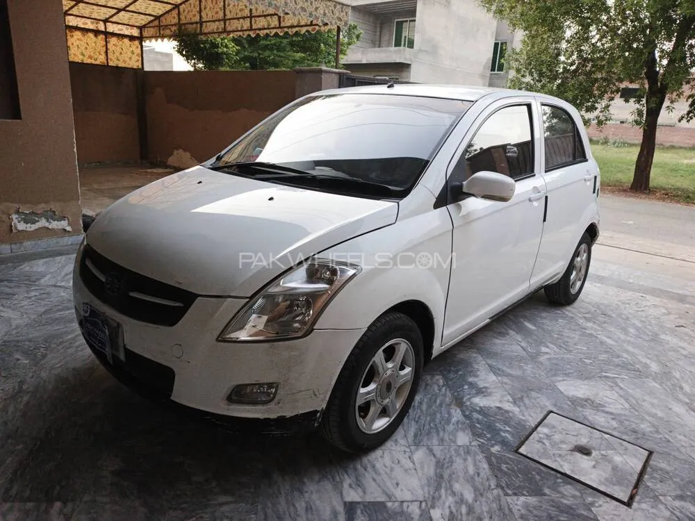 FAW V2 2018 for Sale in Lahore FAW V2 2018 for Sale in Lahore Image-3