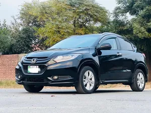 Honda Vezel X 2014 for Sale