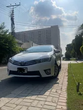 Toyota Corolla Altis Grande CVT-i 1.8 2017 for Sale