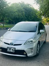 Toyota Prius S Touring Selection 1.8 2012 for Sale