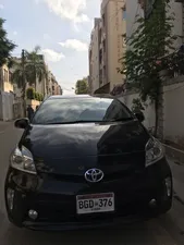 Toyota Prius S LED Edition 1.8 2012 for Sale