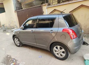 Suzuki Swift DLX 1.3 2015 for Sale