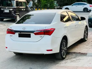 Toyota Corolla Altis Grande CVT-i 1.8 2016 for Sale