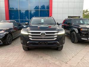 Land Cruiser AX LC300
Model: 2023
3.5L Twin Turbo Petrol
Zero Meter 
Unregistered 
Fresh import 

*Original TV + 4 cameras 
*Fingerprint Start 
*7 Seater 
*Power seat 
*Sunroof

Calling and Visiting Hours

Monday to Saturday

11:00 AM to 7:00 PM