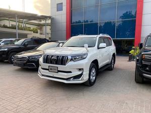 Toyota Prado TX
Model: 2018
Mileage: 29,000 km
Reg year: 2024 

*Beige Room
*Sunroof
* 5 Seater 

Calling and Visiting Hours

Monday to Saturday 

11:00 AM to 7:00 PM