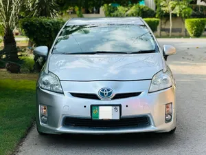 Toyota Prius G Touring Selection 1.8 2011 for Sale