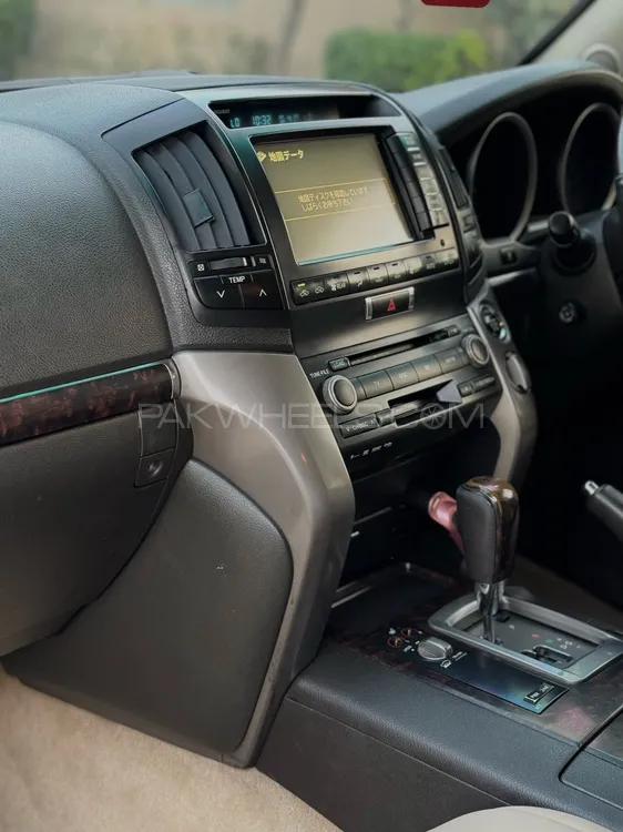 Toyota Land Cruiser 2008 for Sale in Lahore Toyota Land Cruiser 2008 for Sale in Lahore Image-13