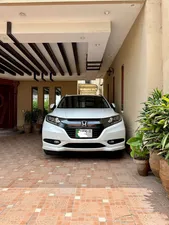 Honda Vezel Hybrid Z 2014 for Sale