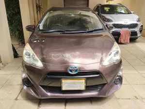 Toyota Aqua S 2015 for Sale