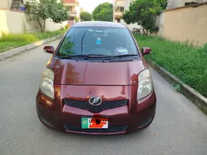 Toyota Vitz F 1.0 2010 for Sale