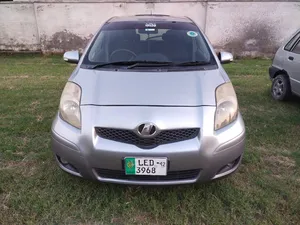 Toyota Vitz F 1.0 2012 for Sale