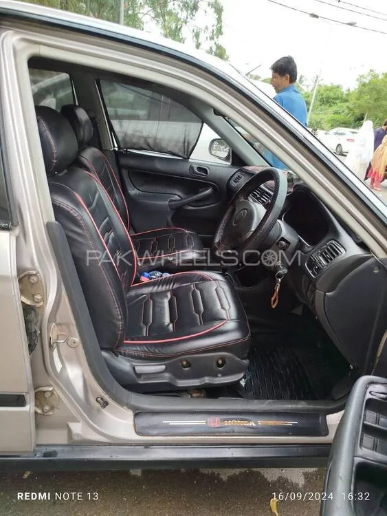 Honda Civic 2000 for Sale in Karachi Honda Civic 2000 for Sale in Karachi Image-10