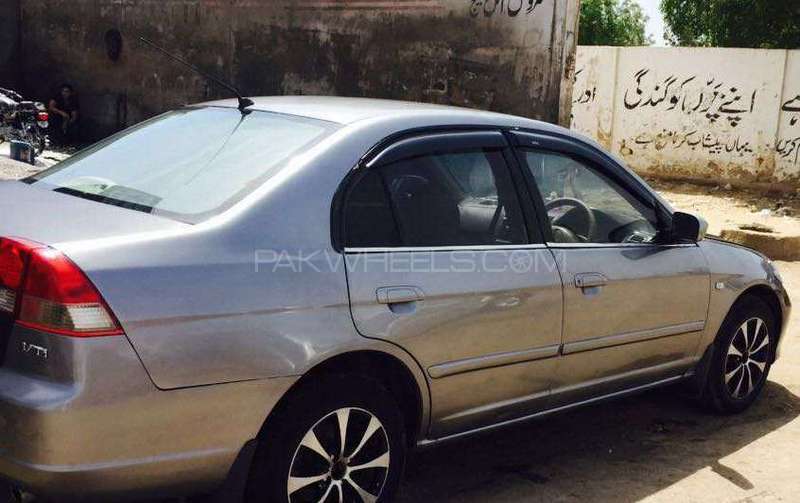 ہونڈا سِوک 2005 for Sale in کراچی Image-1