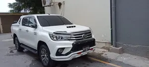 Toyota Hilux Revo V Automatic 3.0  2017 for Sale