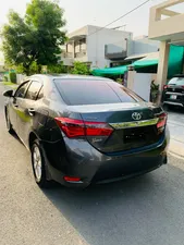 Toyota Corolla Altis Grande CVT-i 1.8 2017 for Sale