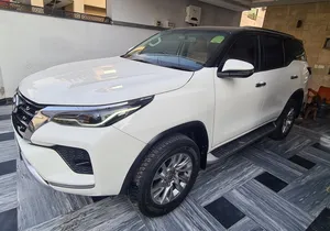 Toyota Fortuner 2.7 V 2022 for Sale