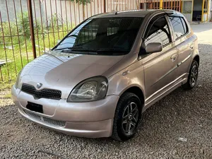 Toyota Vitz F 1.3 2001 for Sale