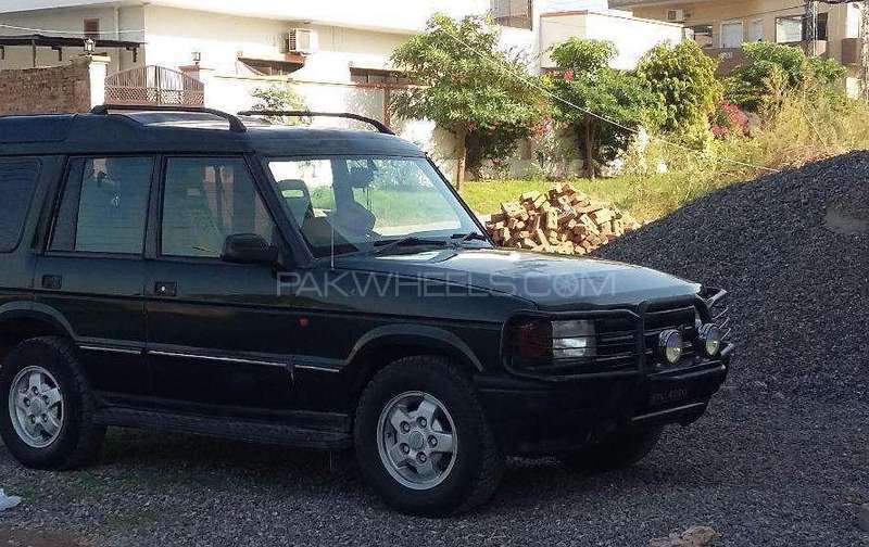 Land Rover Discovery 1996 for Sale in Islamabad Image-1