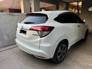 Honda Vezel Hybrid Z 2016 for Sale