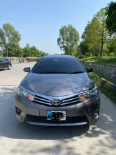 Toyota Corolla Altis Grande CVT-i 1.8 2014 for Sale