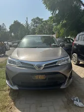 Toyota Corolla Axio Hybrid 1.5 2018 for Sale