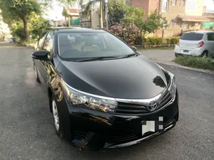 Toyota Corolla GLi 1.3 VVTi 2015 for Sale