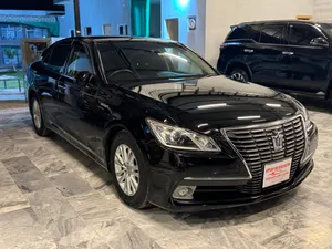 Toyota Crown Royal Saloon G 2013 for Sale