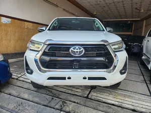 Toyota Hilux Revo V Automatic 2.8 2021 for Sale