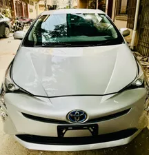 Toyota Prius S 2017 for Sale