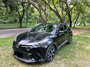 Toyota C-HR G-LED 2017 for Sale